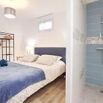 Vakantiehuis 3 Bedroom Lovely In *